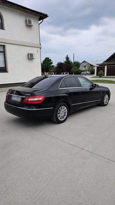 Mercedes E200 Automat