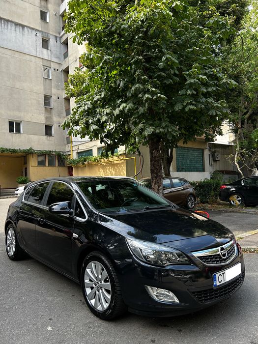 Opel Astra J Facelift