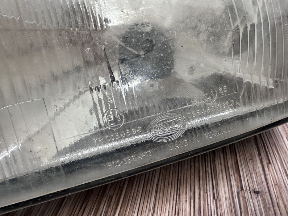 Продам фары фольцыаген