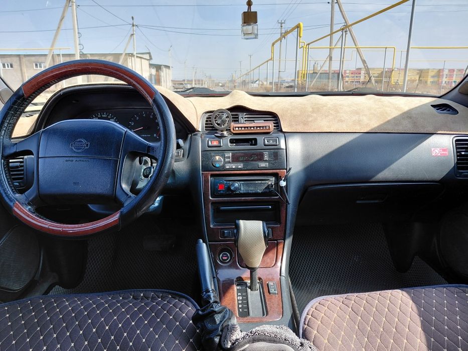 Nissan Maxima продам