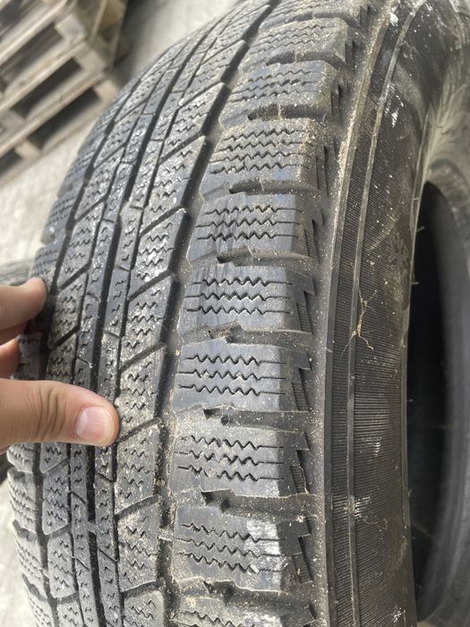Зимные шины 225/75R/16C