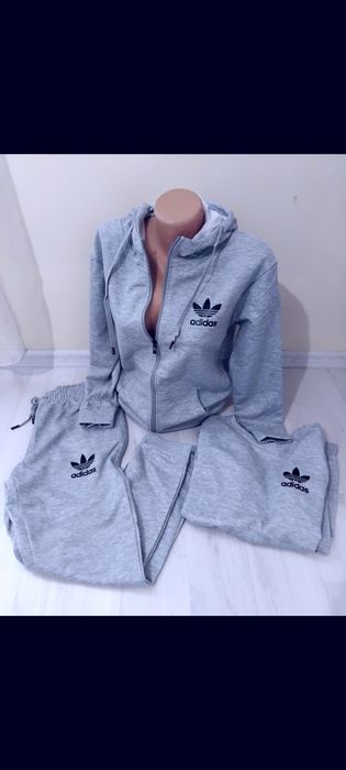 Treninguri dama Nike și Adidas din 3 piese.