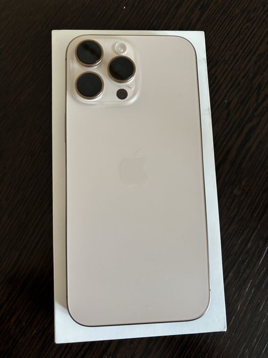 Продам/обмен Iphone 16 Pro Max 256