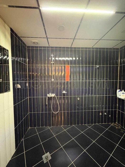 Ремонтиран четиристаен тухлен апартамент в ж.к. „Крум Бъчваров"