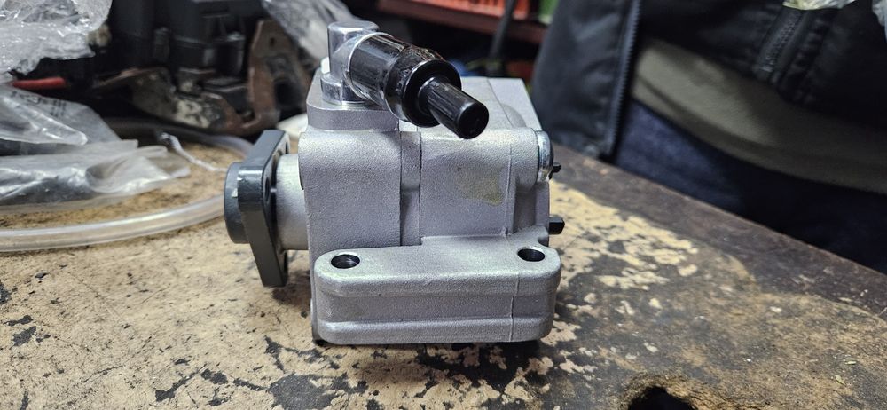 Хидравлична помпа за BMW E90/E87/E83/E84