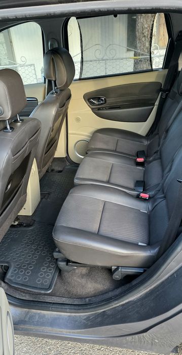 Renault Grand Scenic 2012 7locuri 1,5diesel Variante auto