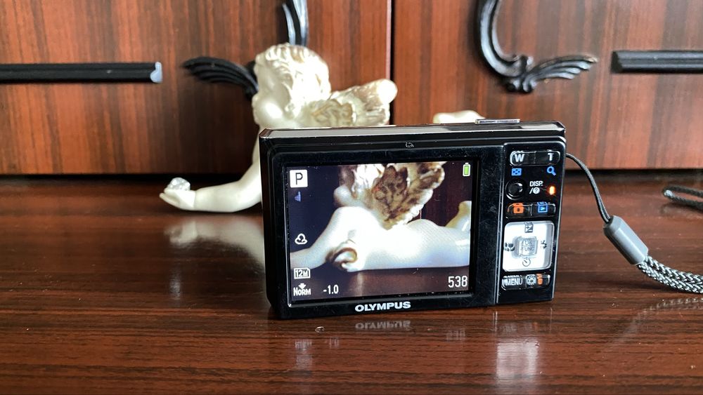 Фотоапарат  OLYMPUS