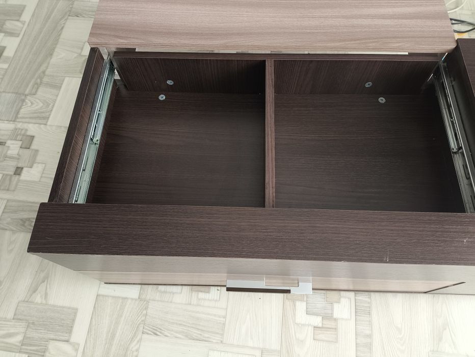 Продам тумба под телевизор