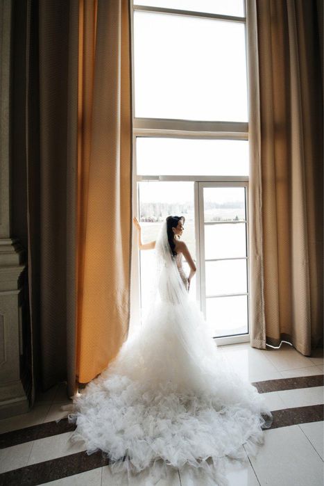 Свадебное платье Naiyl