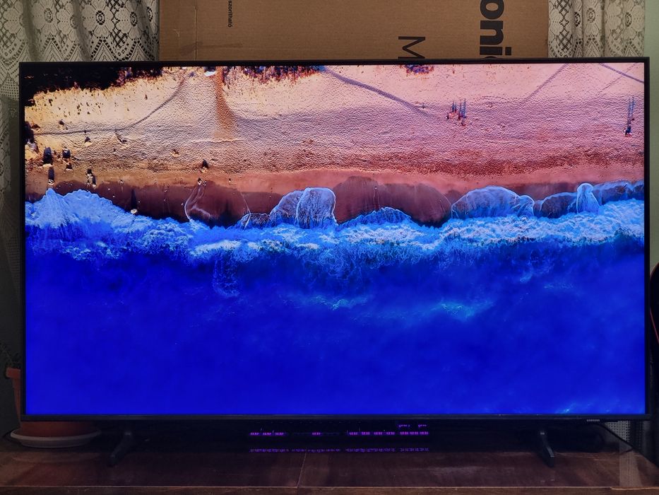 SMART Телевизор / Samsung - 50" - QLED , 4K , HDR10+ , DolbyAudio