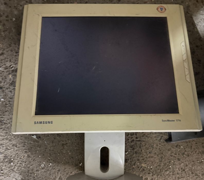 Мониторы на запчасти