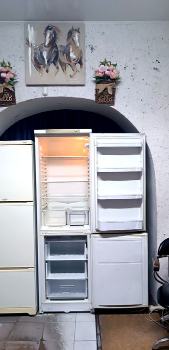 Продам холодильник