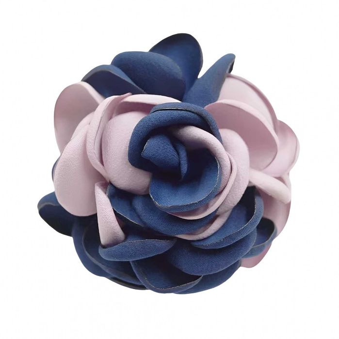 Broșă Marva, mix roz și albastru, handmade, în formă de floare