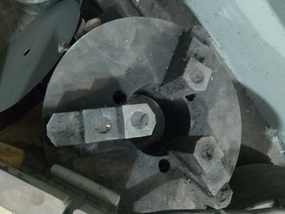 Токарный патрон диаметром 400и 315