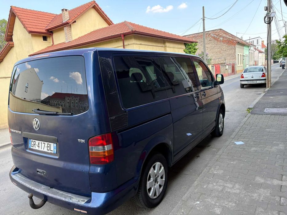 VW Transporter Multivan 2.5 TDi 136 Cp 2005 cu 7 locuri