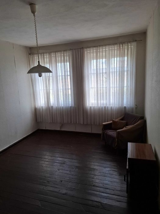 Продава се Тристаен апартамент в Ямбол, Военна база - 94 кв.м за 429 €/кв.м - Снимка #10