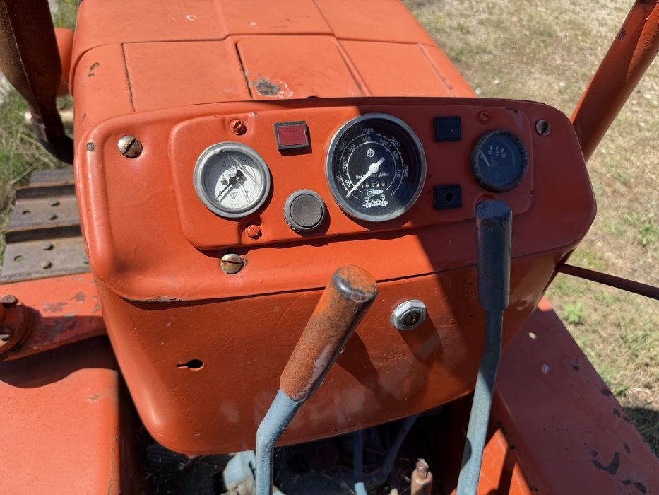 Tractor pe senile SV 445