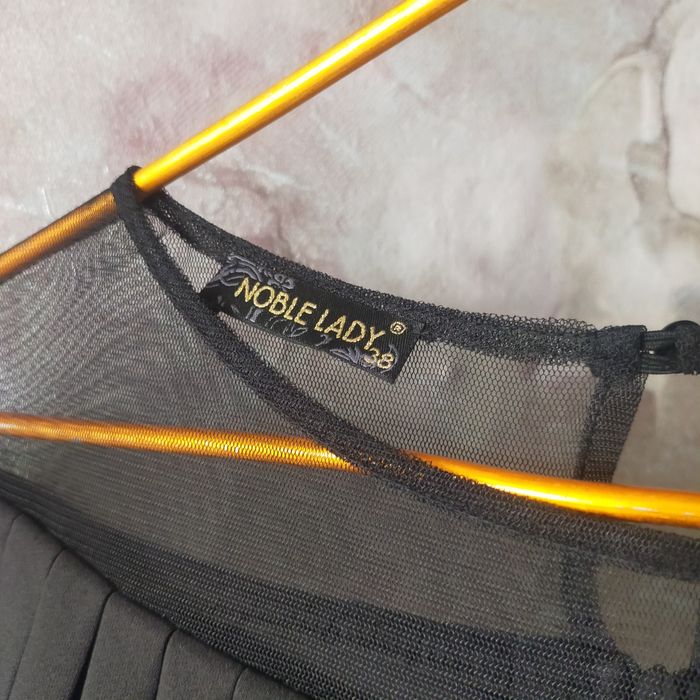 Чёрное элегантное платье