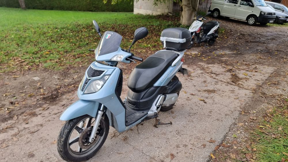 Scuter Keeway outlook 125