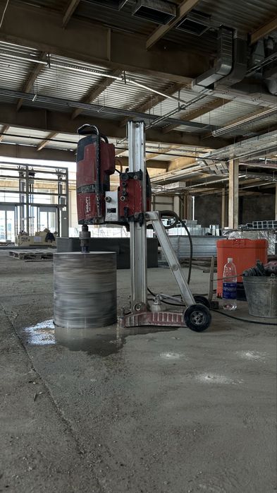 Продам HILTI DD350-CA с автоподачей