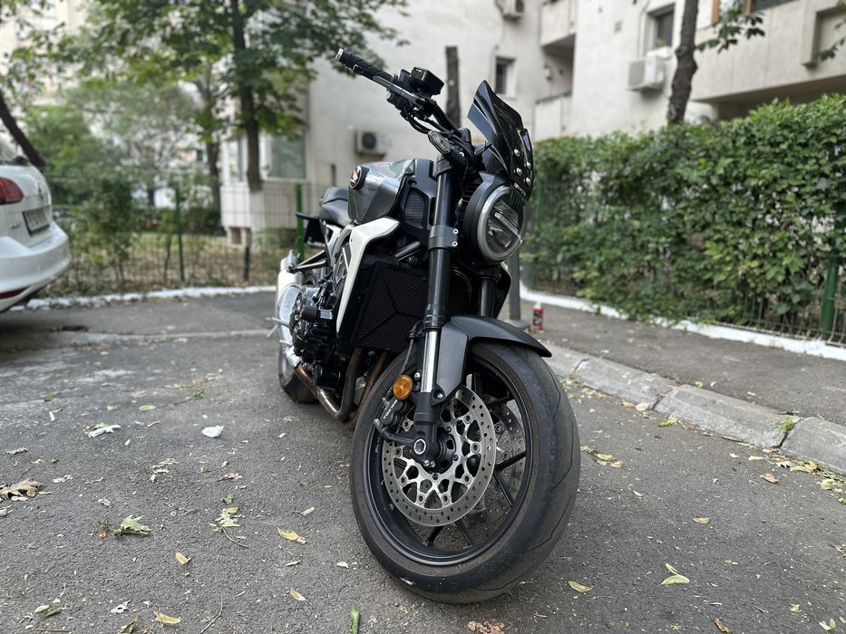 Honda CB1000R SC80/ 2020 / CRYPTO / BTC