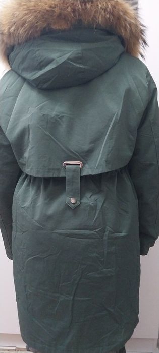 Продам парку в хорошем состоянии.