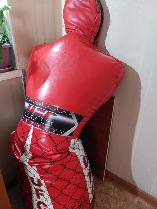 Продам манекен для бокса