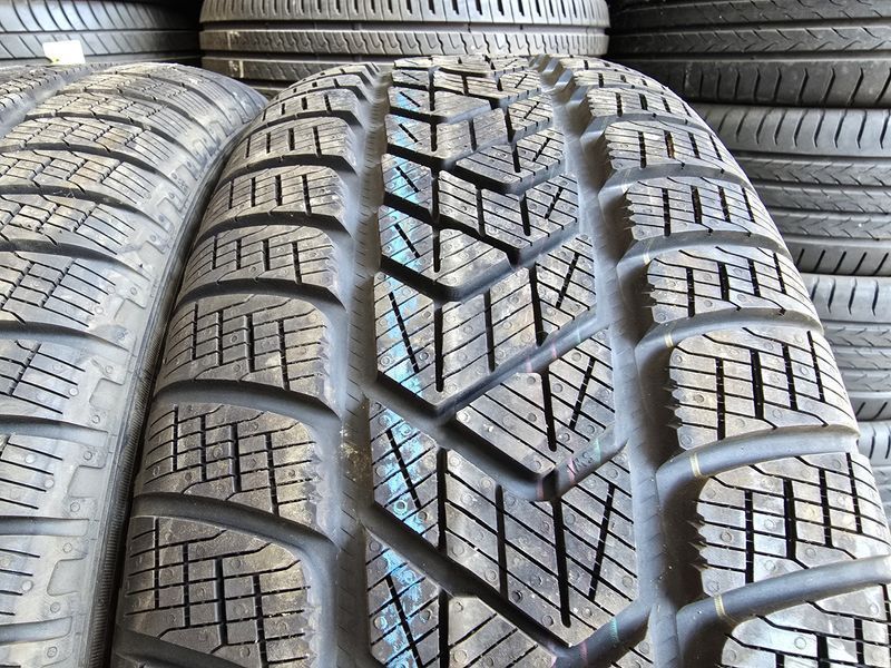 235/65/18 PIRELLI 4бр