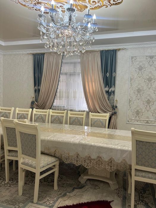 Шторы на две окан продам срочно