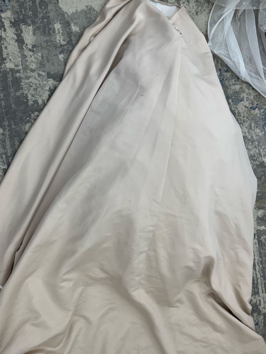 Свадебные платья