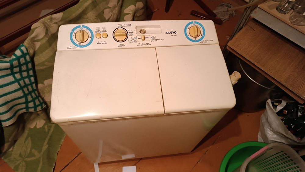 Стиральная машина SANYO  полуавтомат