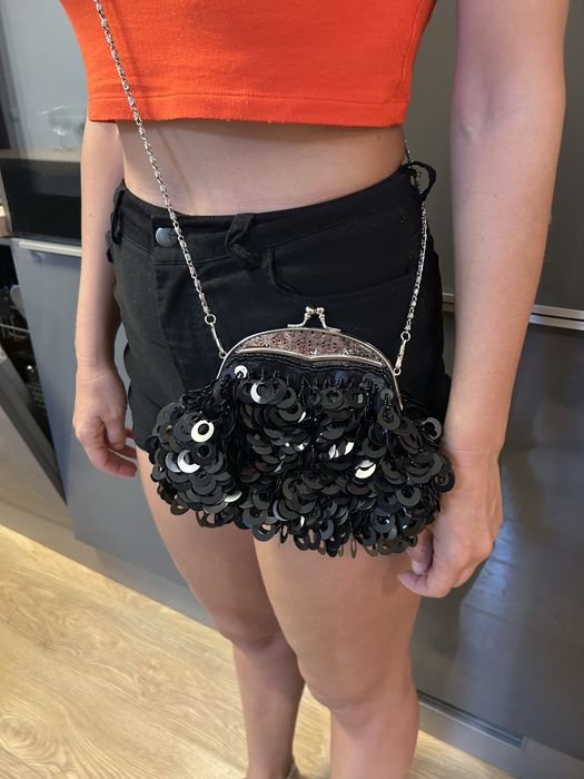 Черна ретро чантичка