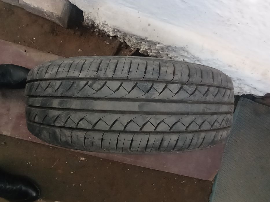 Продам резину на R 14 . 185/ 65