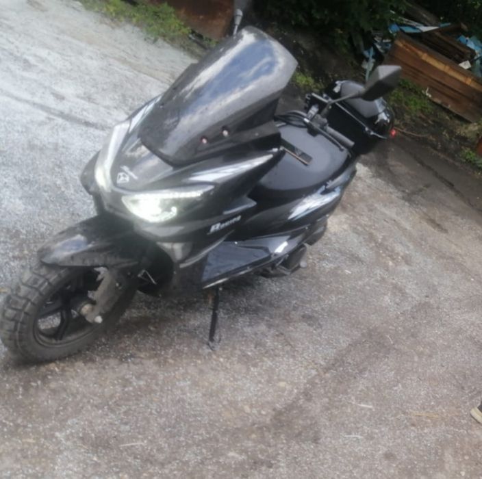 Продам новый скутер