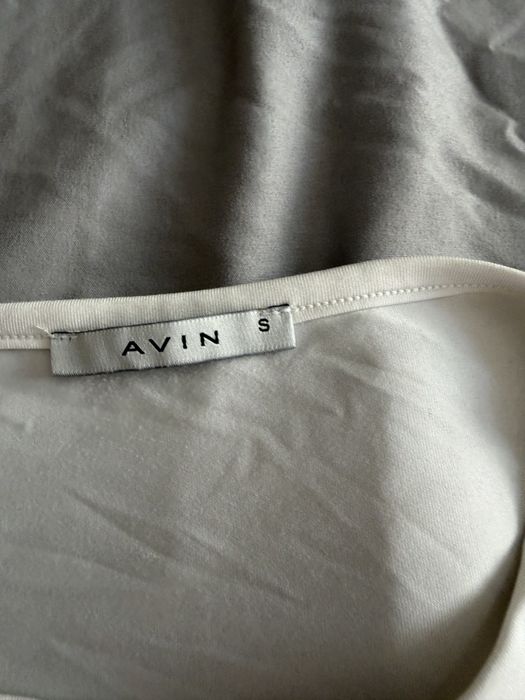 Дамска блуза на Avin