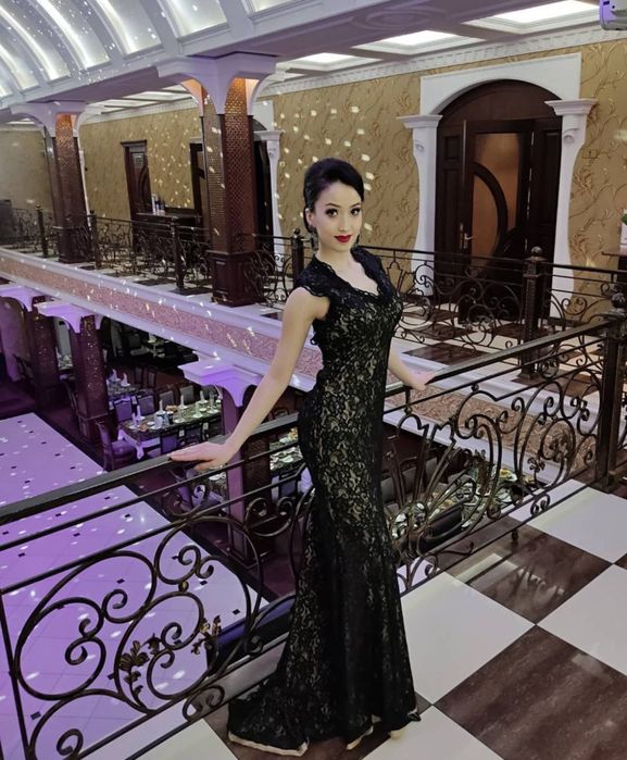 Срочно! Продаю вечерние платья