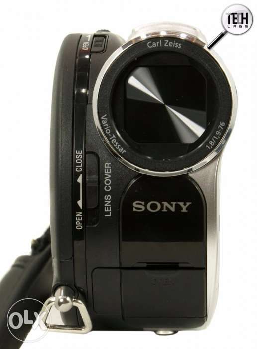 Продам видеокамеру Sony DCR-DVD 109E