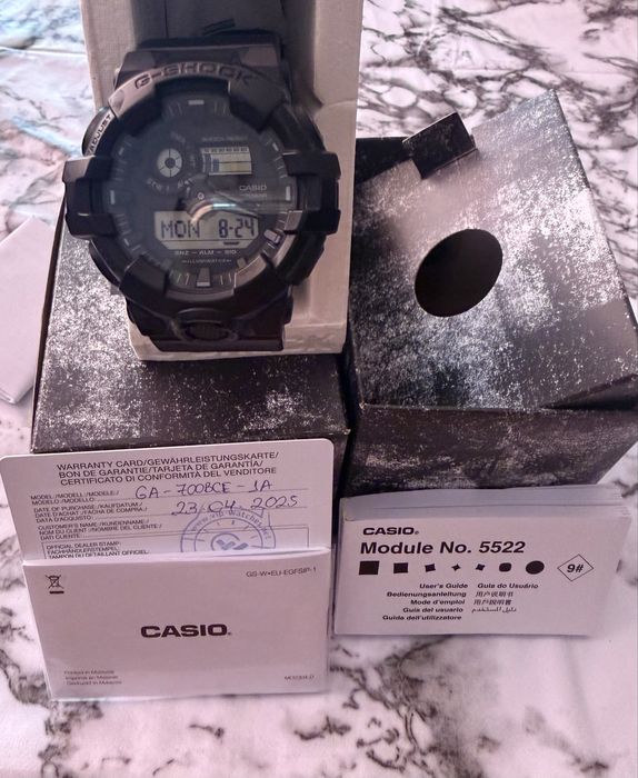 Часовник G Shock