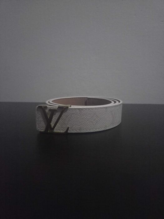 Curea LV White & Gold With Graphics