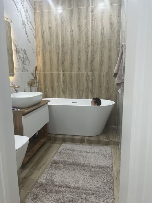 Продам 4 ком квартиру 145 кв м