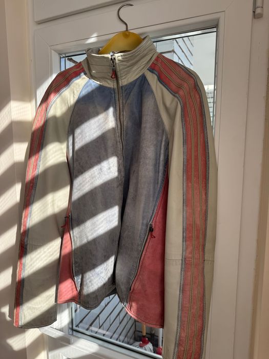 Кожено яке уникат