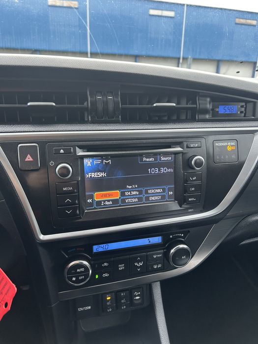 Toyota Auris 1.33 VVT-I 6скорости , подгрев