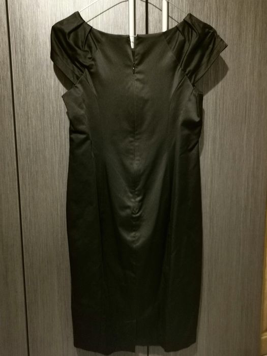 Черна официална рокля