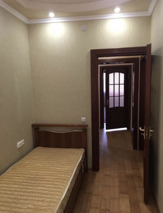 Метро Хамид Алимджан 3/5/9  Дархон