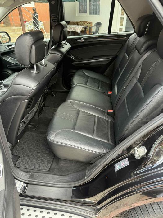 Vand sau schimb Mercedes Benz ML350 AMG