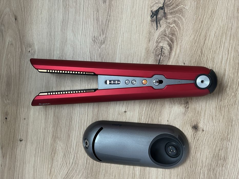 Placă de păr Dyson Corrale (Fără Fir) - Ediție Limitată Roșu - Ca Nouă