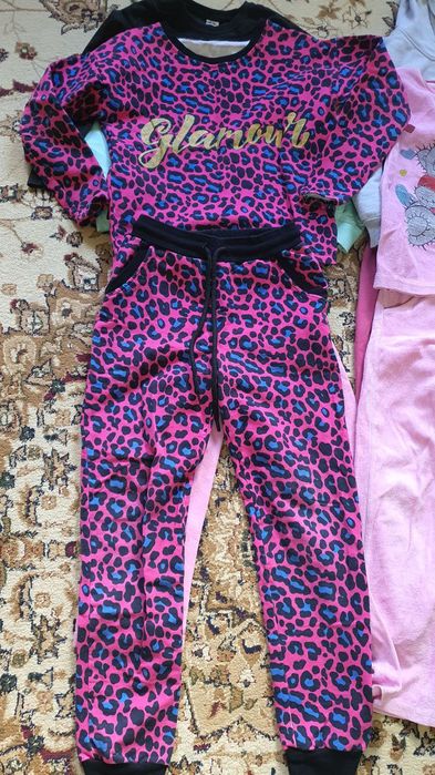 Костюм, худи, трико для девочки