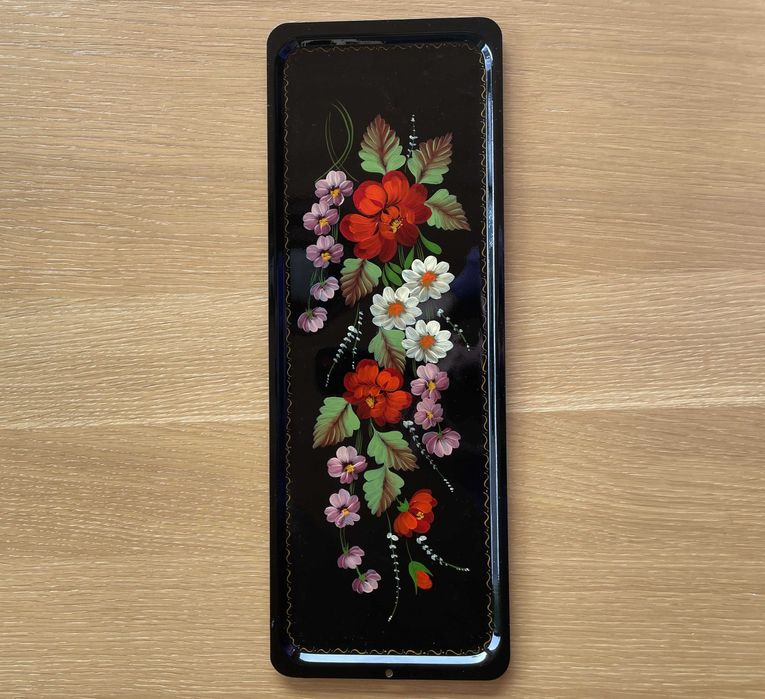 Поднос за сервиране на напитки