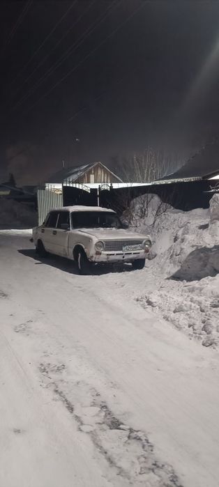 Продам ваз 21011