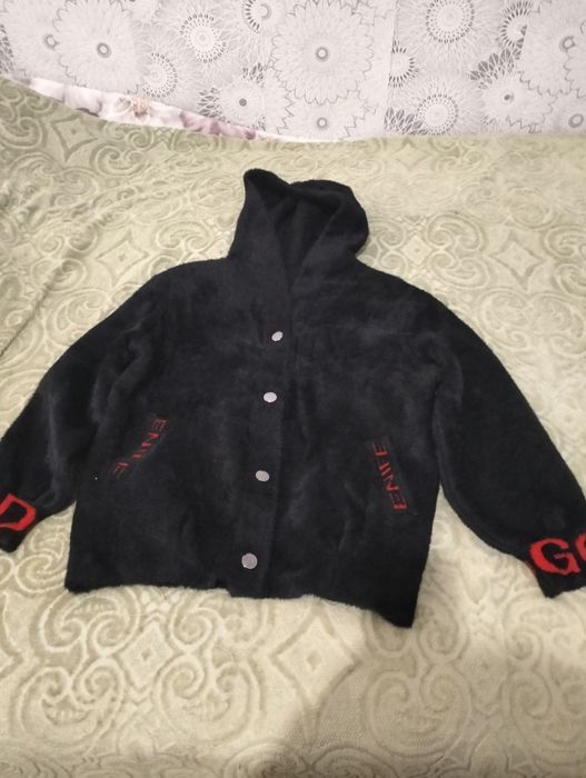 Продается кофта Новая